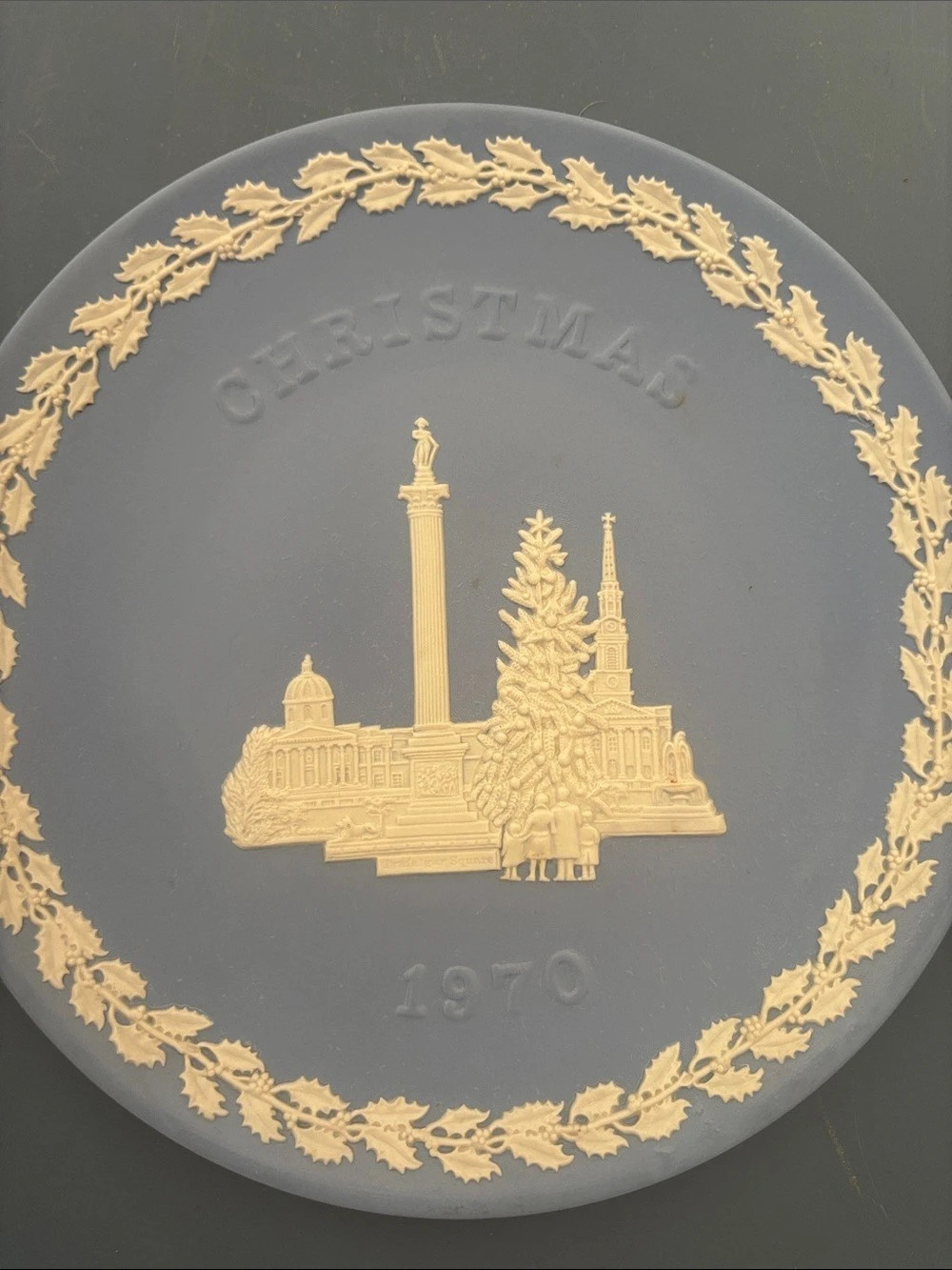 Wedgwood 1970 Christmas Decorative Plate